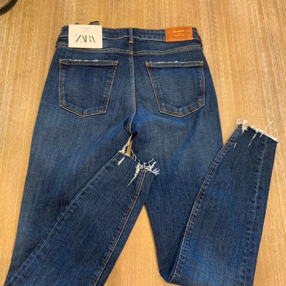 Zara Phoebe Blue Skinny Jeans - Picture 2 of 9